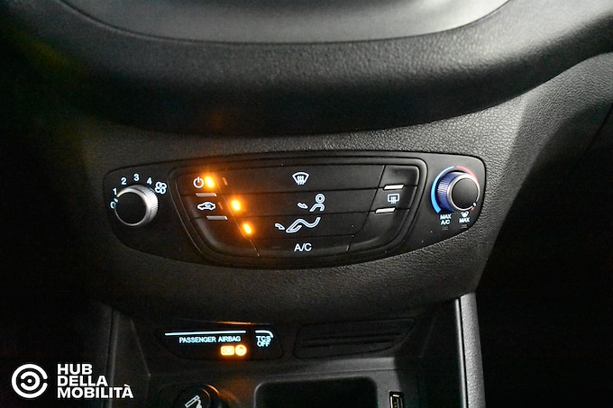 FORD Transit Courier 1.5 TDCi 100CV Van Entry